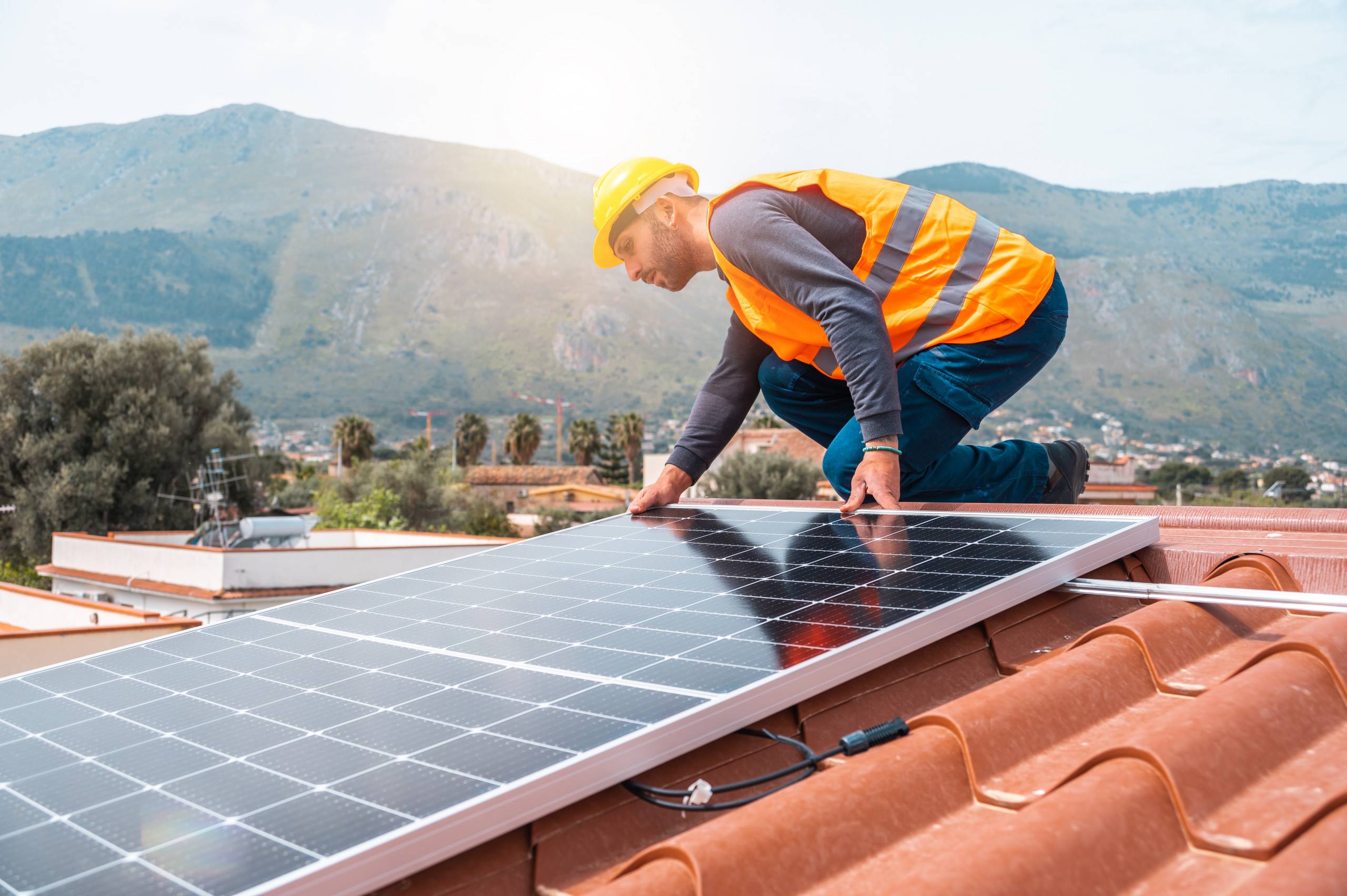 Panneaux Solaires : Comment Choisir le Meilleur Système pour Votre Maison ? 1 Panneaux Solaires